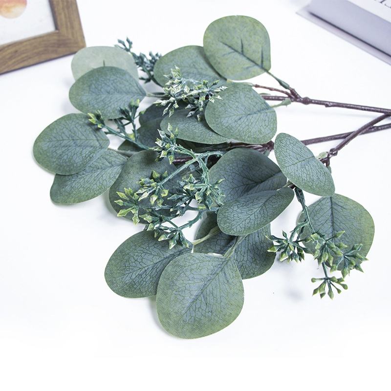 Wholesale Simulation Flower Artificial Green Plant Outdoor Decoration 8 Fork Eucalyptus Artificial Branches Eucalyptus