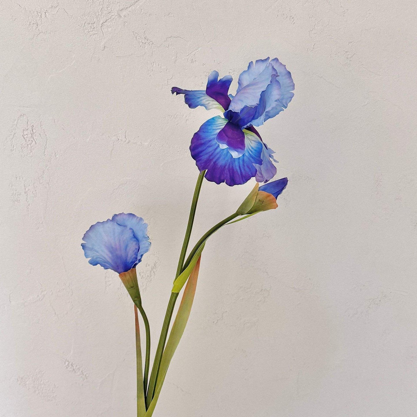 Realistic Handmade 80cm Silk Artificial Iris Flowers for Wedding and Home Arrangement Decoration Table Centerpiece