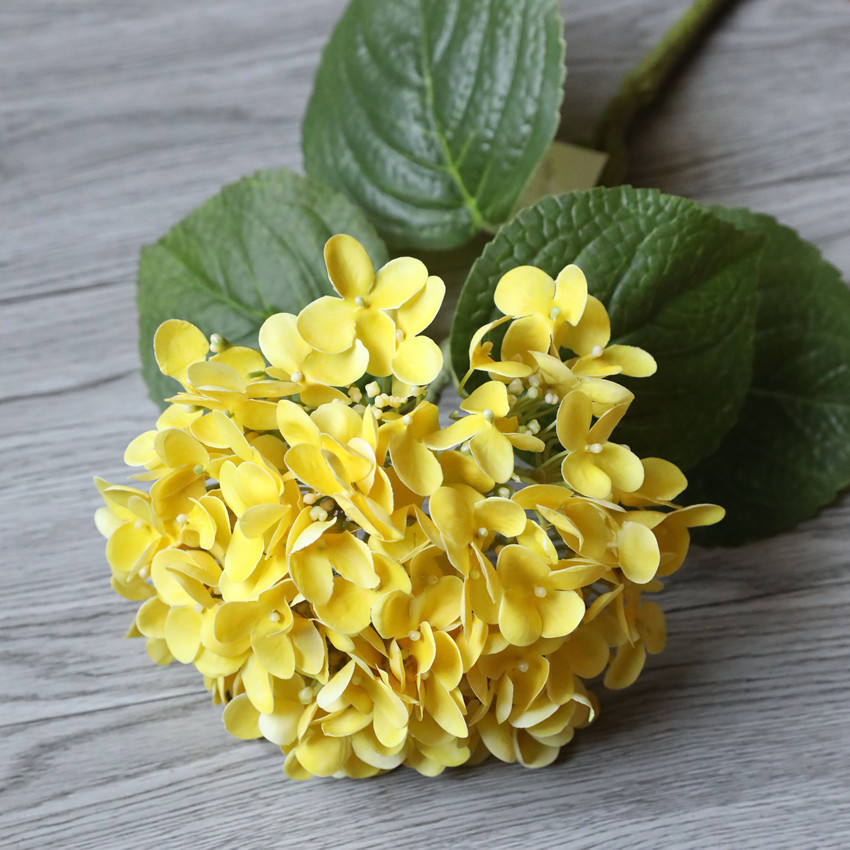 French Hydrangea 62cm Artificial PU Small Berries Autumn Color Series Real Touch Flower Photography Props Artificial Hydrangea