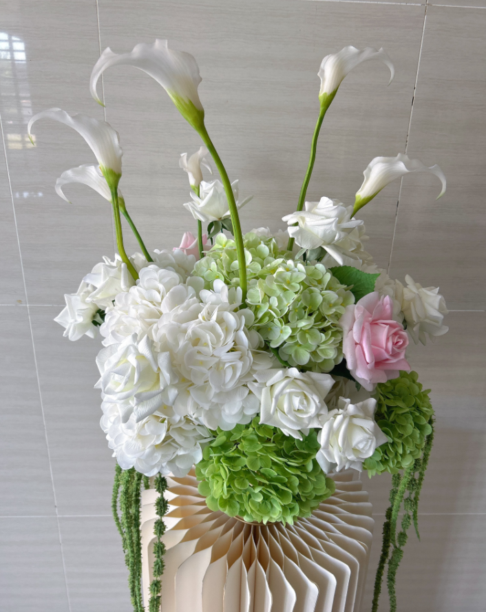 High Quality Artificial Flower Ball Real Touch Flowers Hydrangea Centerpiece White Calla Lily Arrangement Amaranthus Hanging