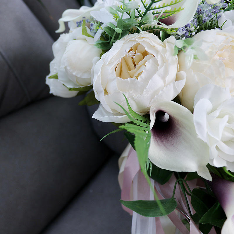 Western-Style Bridal Hand-Tied Bouquet Water-Drop Shape Ivory White Calla Lily Forest-Style Handmade Wedding Artificial Flowers