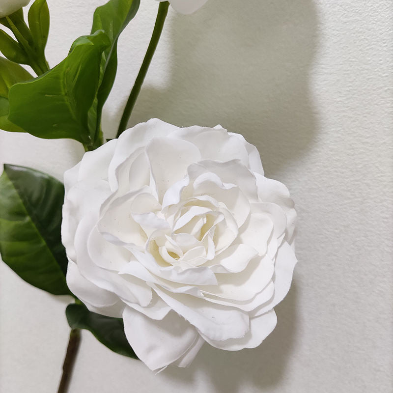 Wholesale New Faux Real Touch White 3-heads Gardenia Soft Artificial Gardenia Flower for Home Wedding Party Floral Decor