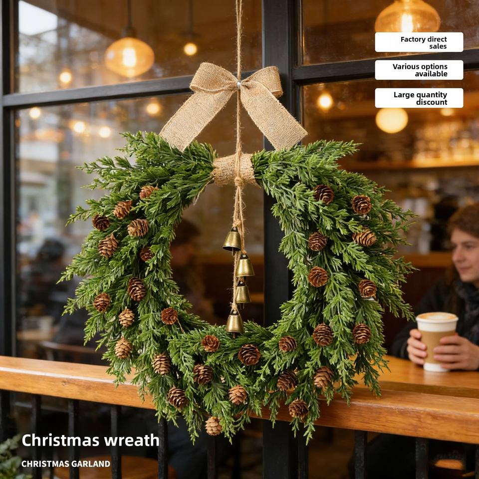 Christmas Wreath PE Artificial Flower Garland with Norfolk Pine Vine Design European Style Ring Shape